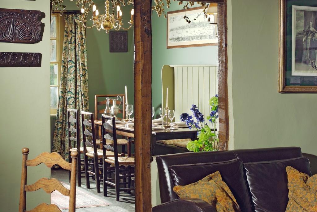 Lord Poulett Arms Hotel Bristol Ngoại thất bức ảnh